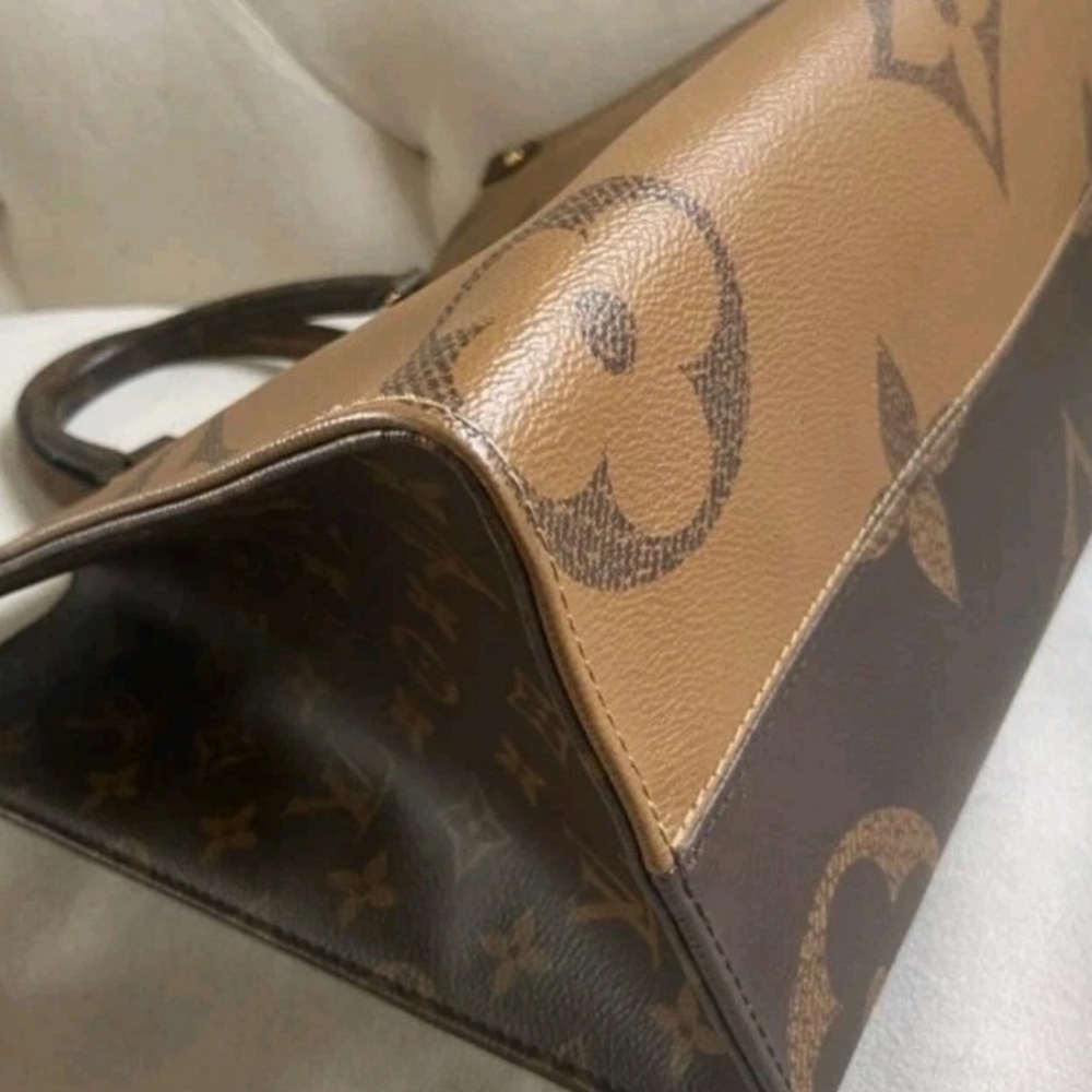 🚫SOLD🚫Louis Vuitton Reverse Monogram On The Go MM - Picture 9 of 16